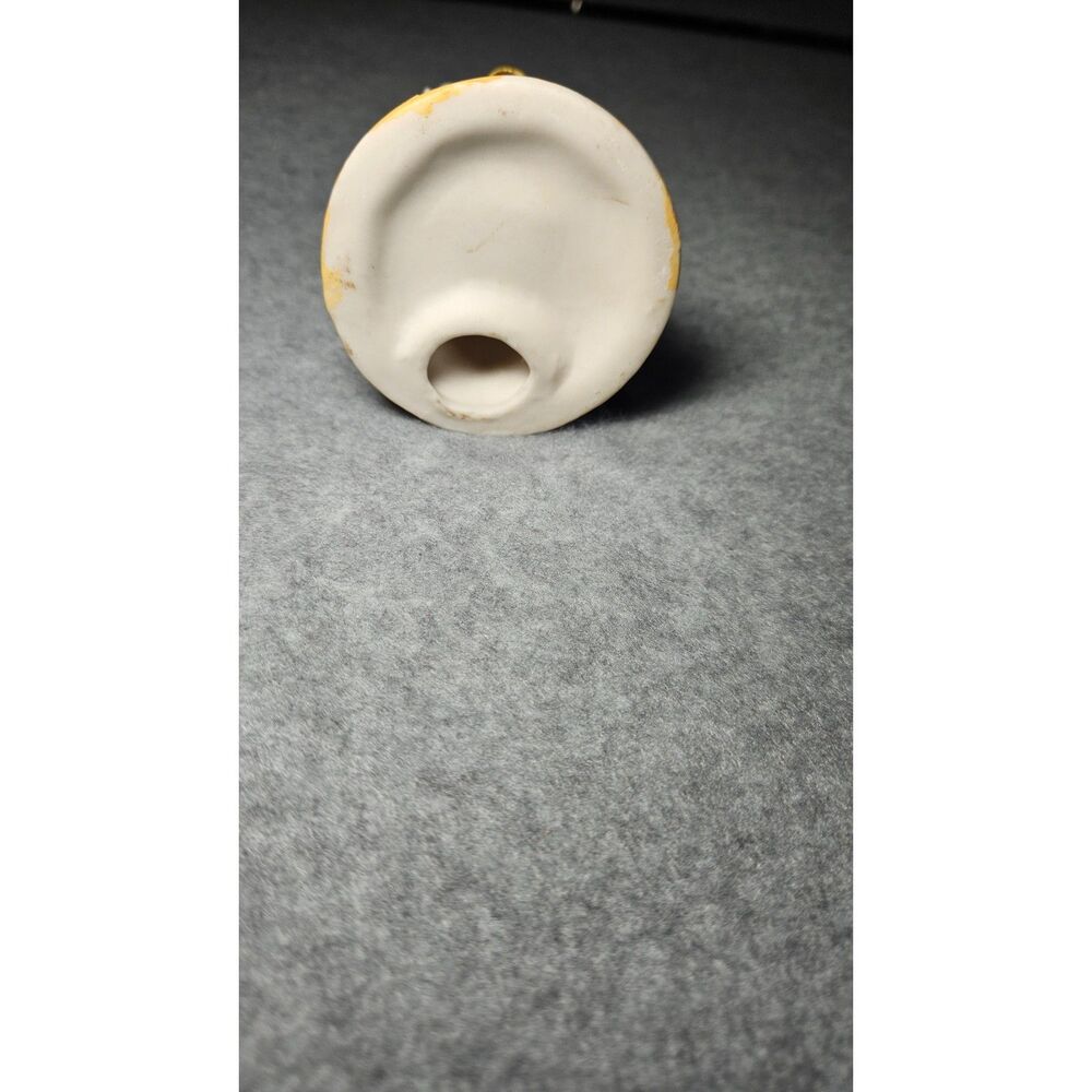 Vintage Bisque Porcelain Pierrot Clown Figurine Playing Horn Trumpet 5" - Picture 4 of 6